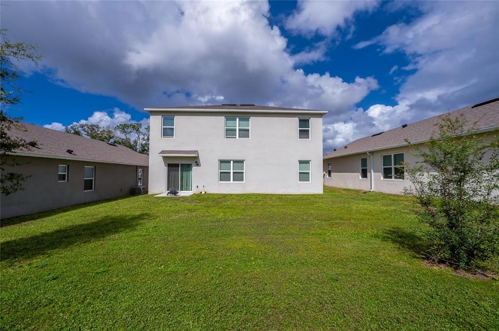 For Sale: $455,000 (5 beds, 3 baths, 2594 Square Feet)