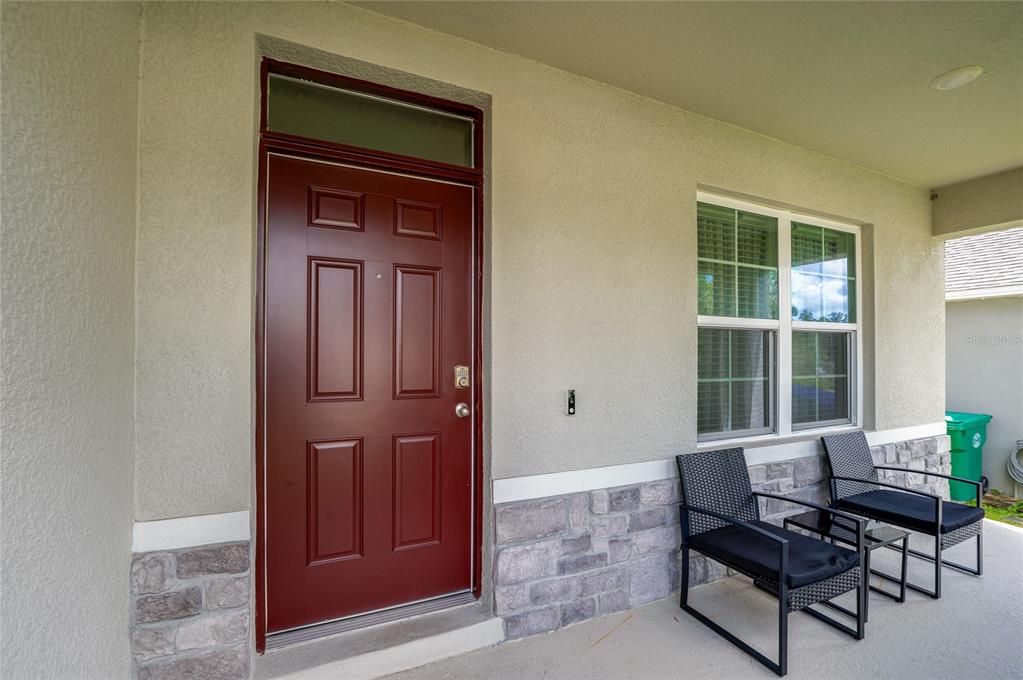 For Sale: $455,000 (5 beds, 3 baths, 2594 Square Feet)