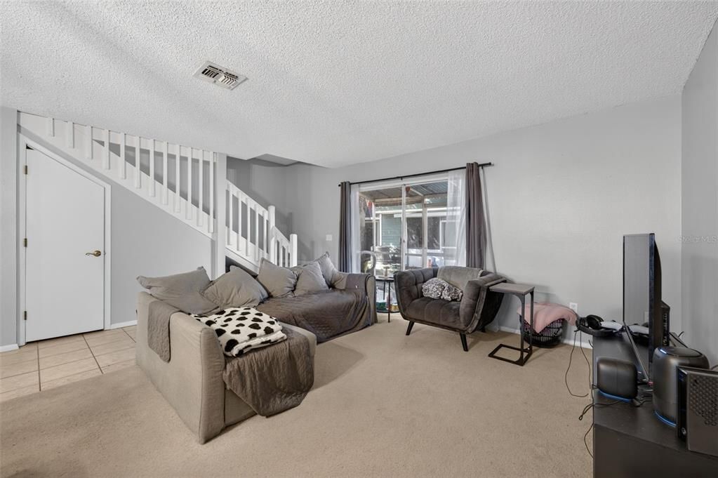 For Sale: $198,500 (2 beds, 2 baths, 1309 Square Feet)