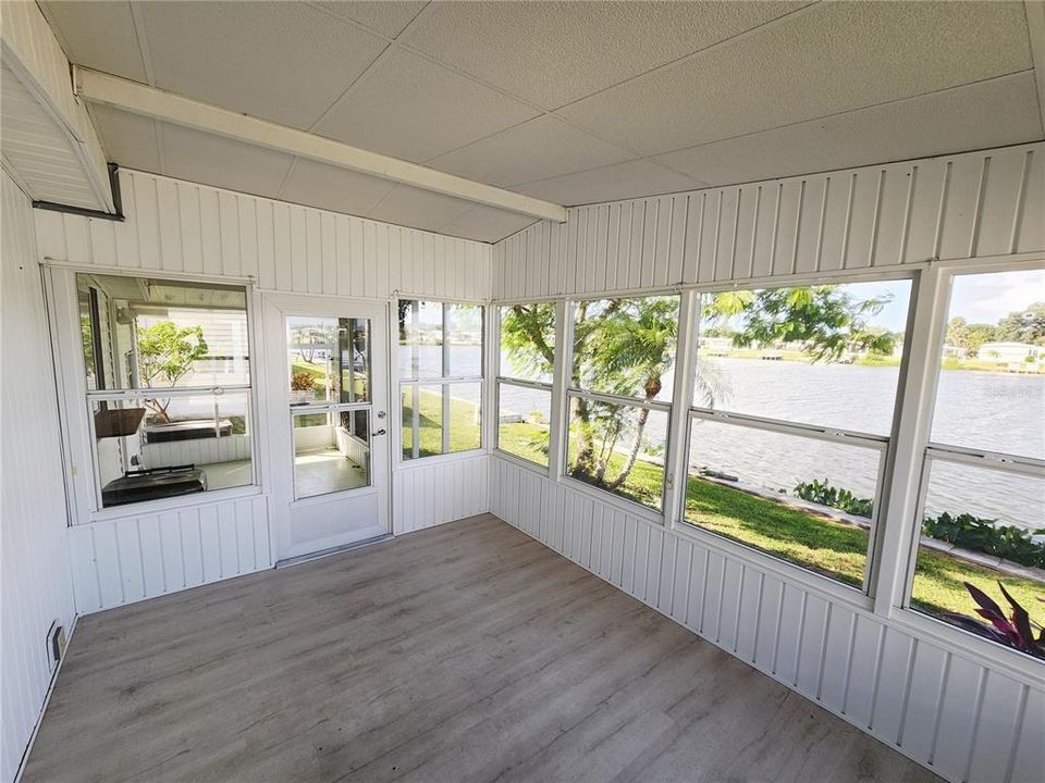 En Venta: $164,999 (2 camas, 2 baños, 960 Pies cuadrados)