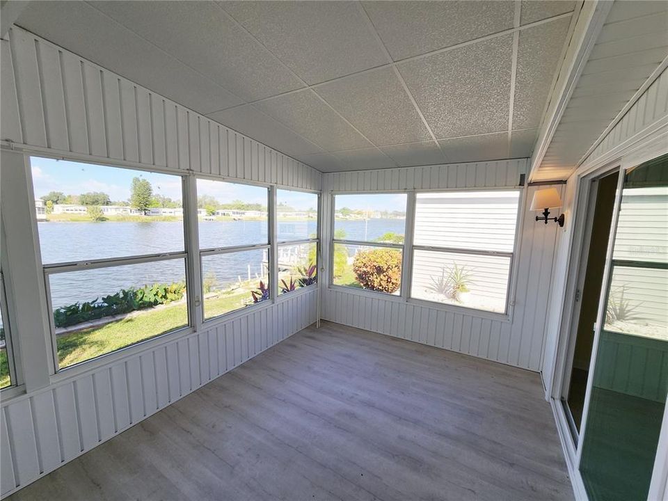 En Venta: $164,999 (2 camas, 2 baños, 960 Pies cuadrados)