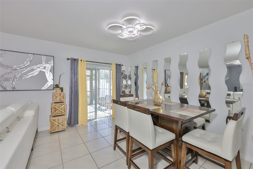 En Venta: $347,500 (3 camas, 2 baños, 1749 Pies cuadrados)