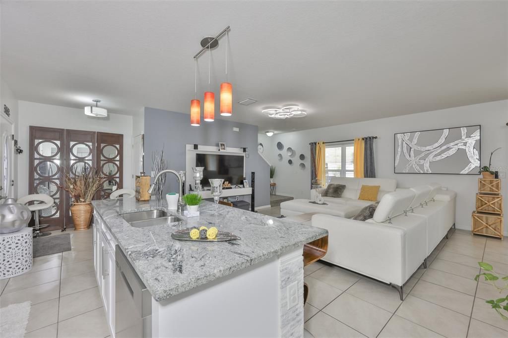 En Venta: $347,500 (3 camas, 2 baños, 1749 Pies cuadrados)