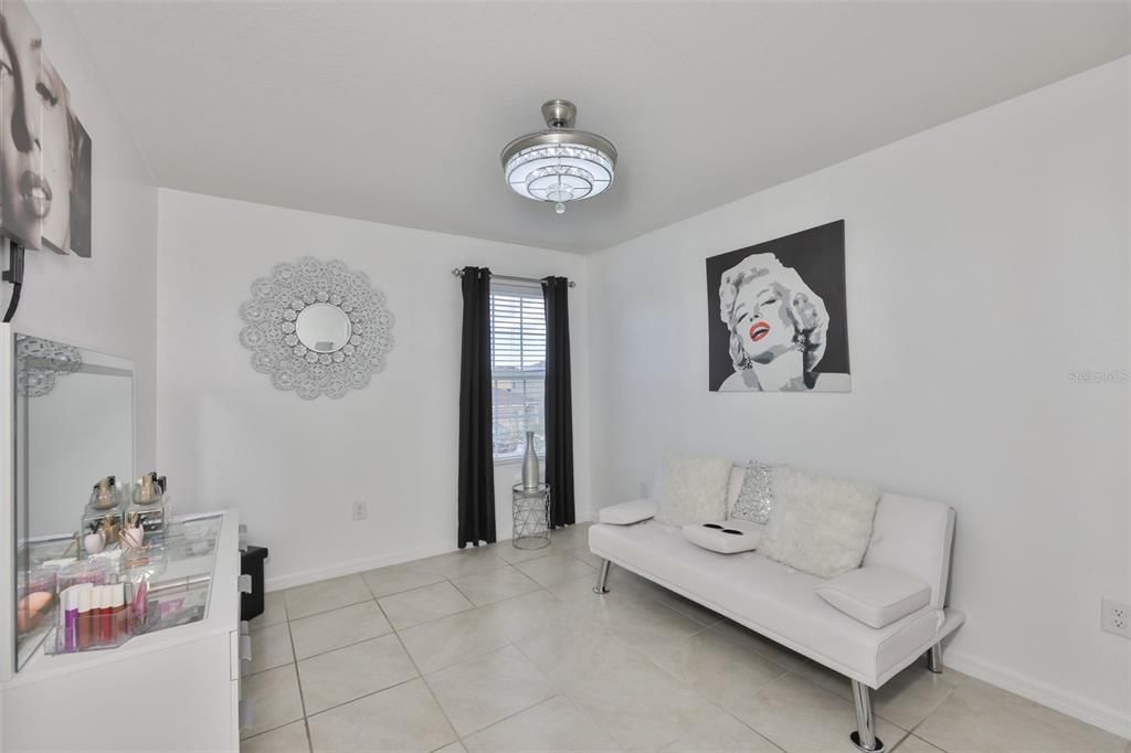 En Venta: $347,500 (3 camas, 2 baños, 1749 Pies cuadrados)