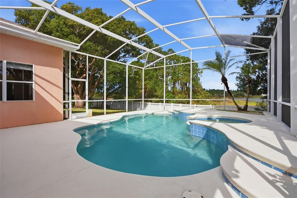 For Sale: $500,000 (4 beds, 3 baths, 2363 Square Feet)