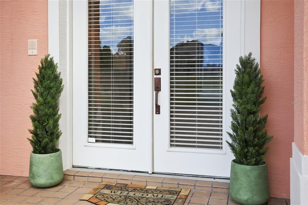 For Sale: $500,000 (4 beds, 3 baths, 2363 Square Feet)