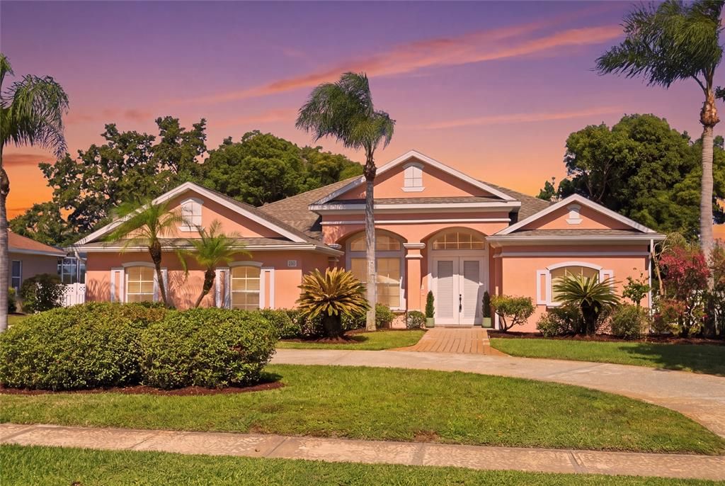 For Sale: $500,000 (4 beds, 3 baths, 2363 Square Feet)