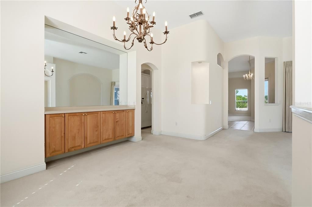 For Sale: $500,000 (4 beds, 3 baths, 2363 Square Feet)