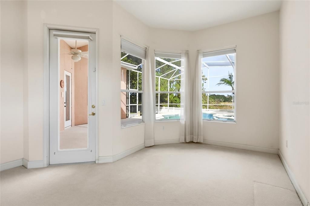 For Sale: $500,000 (4 beds, 3 baths, 2363 Square Feet)