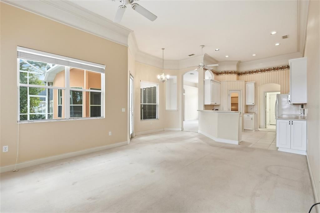 For Sale: $500,000 (4 beds, 3 baths, 2363 Square Feet)