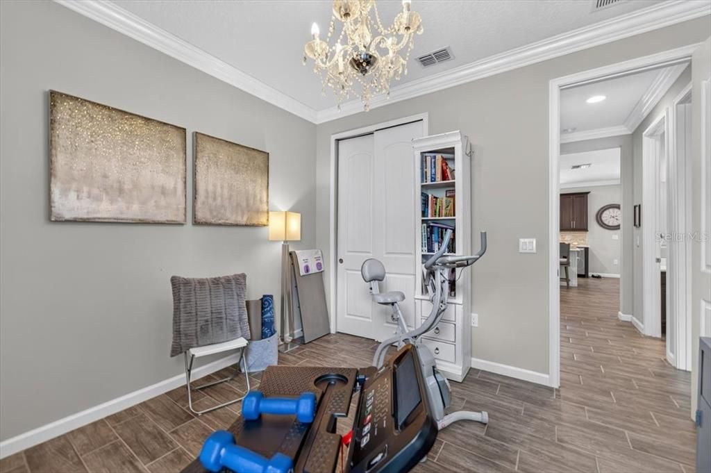 For Sale: $495,000 (3 beds, 2 baths, 2032 Square Feet)