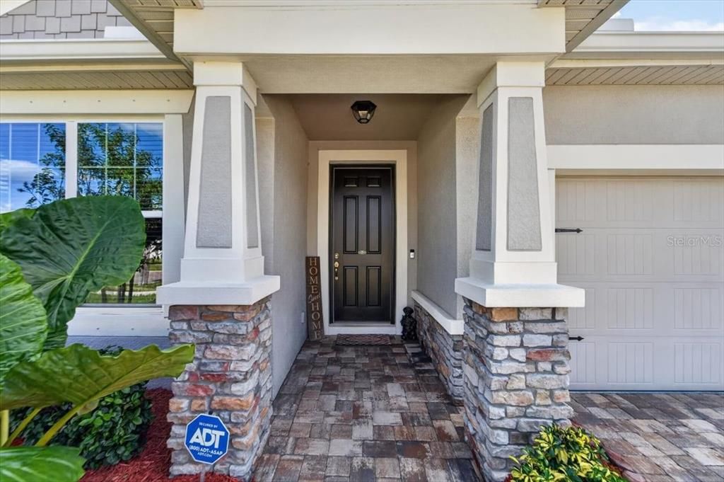 For Sale: $495,000 (3 beds, 2 baths, 2032 Square Feet)