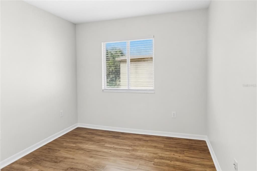 En Venta: $319,900 (4 camas, 2 baños, 1755 Pies cuadrados)