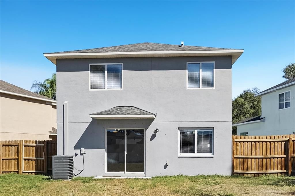 En Venta: $319,900 (4 camas, 2 baños, 1755 Pies cuadrados)