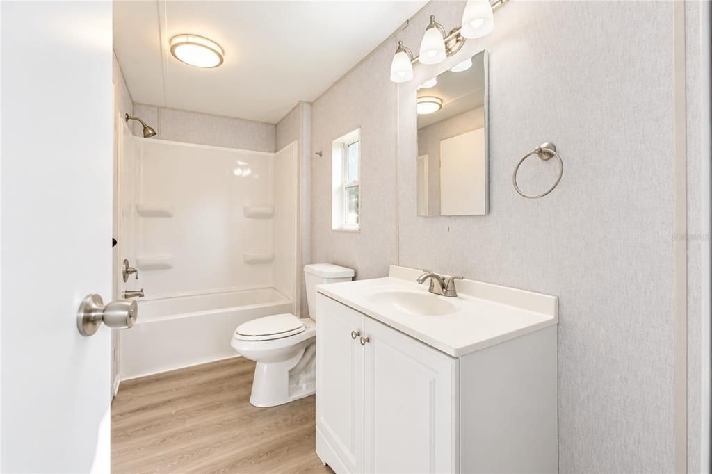 For Sale: $145,900 (3 beds, 2 baths, 1104 Square Feet)