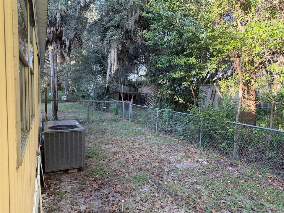 For Sale: $145,900 (3 beds, 2 baths, 1104 Square Feet)