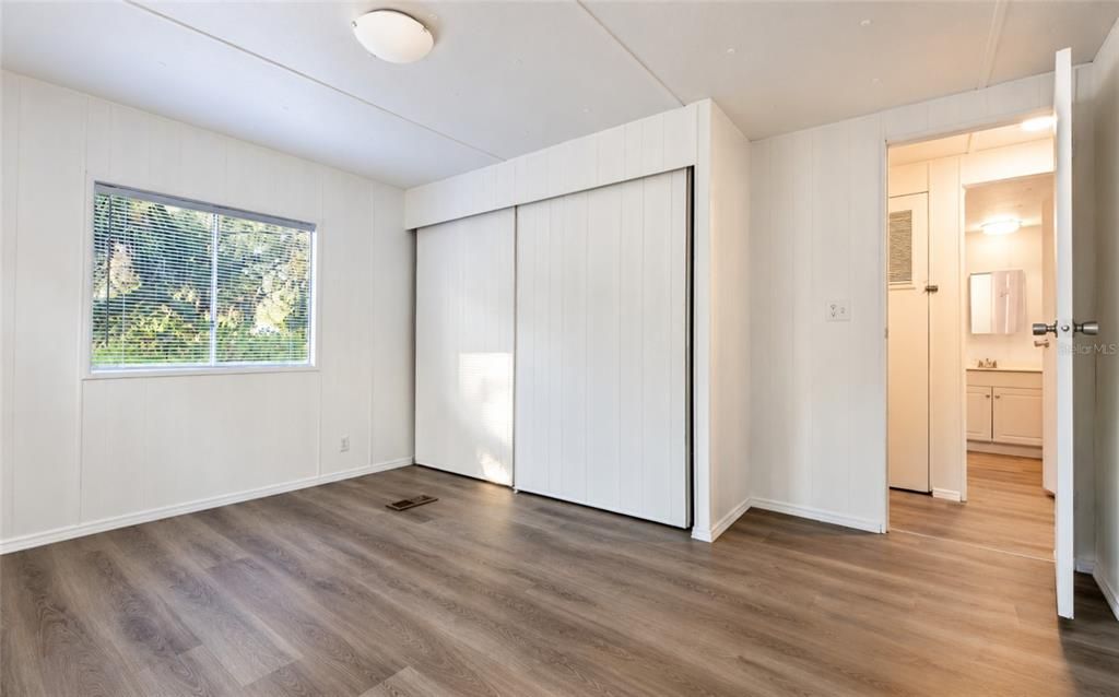 For Sale: $145,900 (3 beds, 2 baths, 1104 Square Feet)