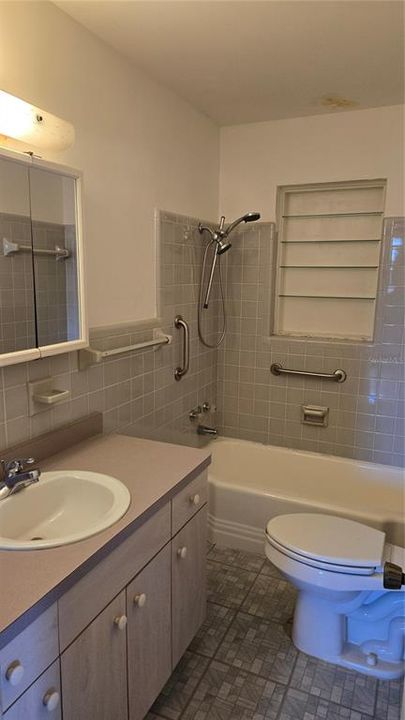 En Venta: $450,000 (5 camas, 3 baños, 1888 Pies cuadrados)