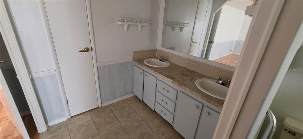 En Venta: $182,500 (2 camas, 2 baños, 1448 Pies cuadrados)