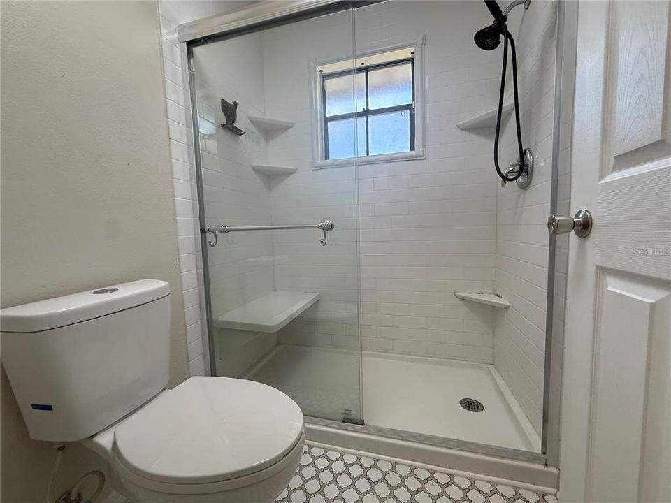 En Venta: $269,900 (3 camas, 2 baños, 1281 Pies cuadrados)