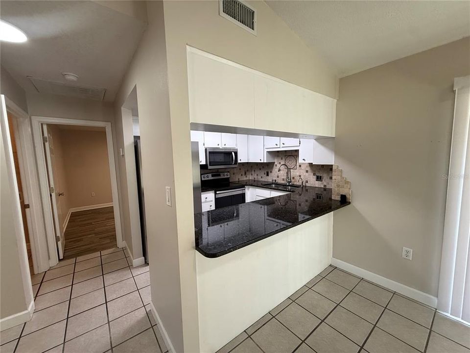 En Venta: $269,900 (3 camas, 2 baños, 1281 Pies cuadrados)