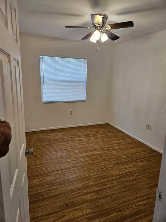 For Sale: $420,000 (6 beds, 0 baths, 2220 Square Feet)