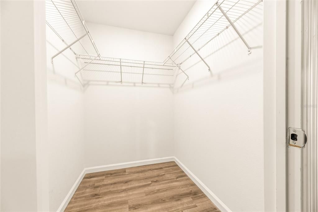 En Venta: $315,000 (3 camas, 2 baños, 1500 Pies cuadrados)