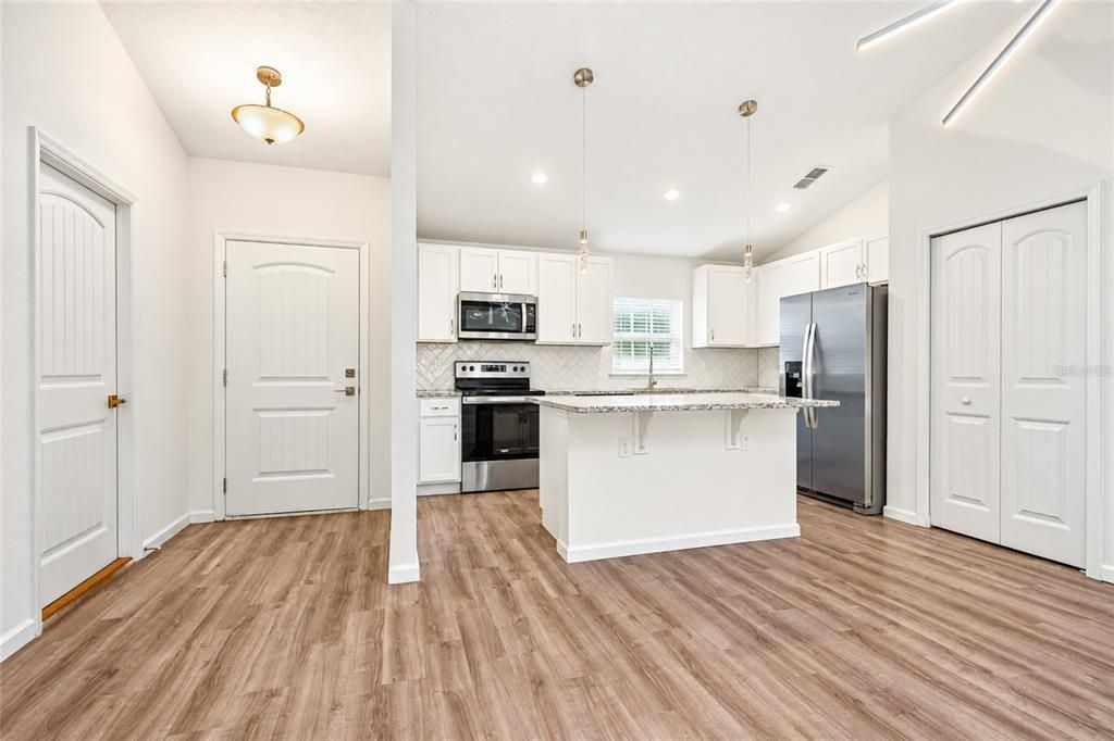 En Venta: $315,000 (3 camas, 2 baños, 1500 Pies cuadrados)