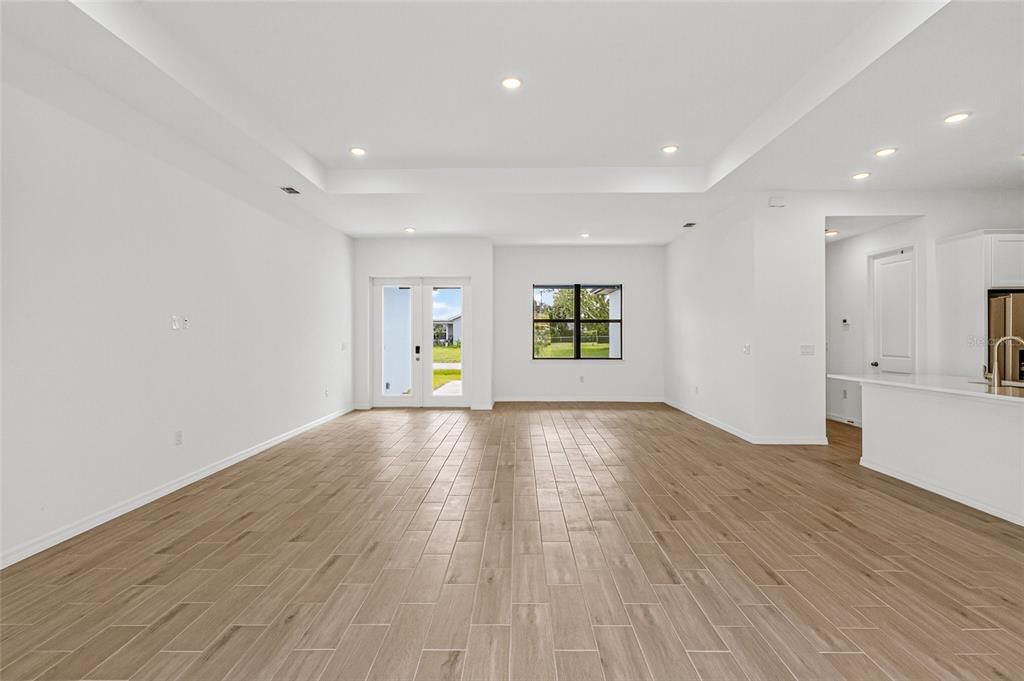 На продажу: $499,990 (4 спален, 3 ванн, 2352 Квадратных фут)