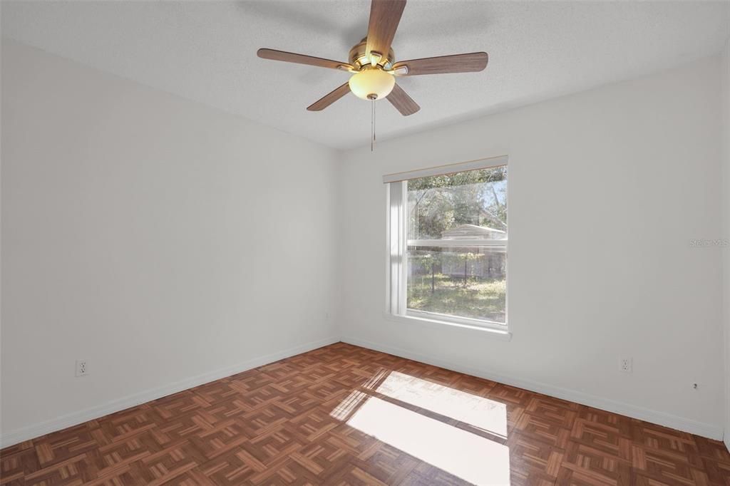 En Venta: $284,900 (3 camas, 2 baños, 1250 Pies cuadrados)