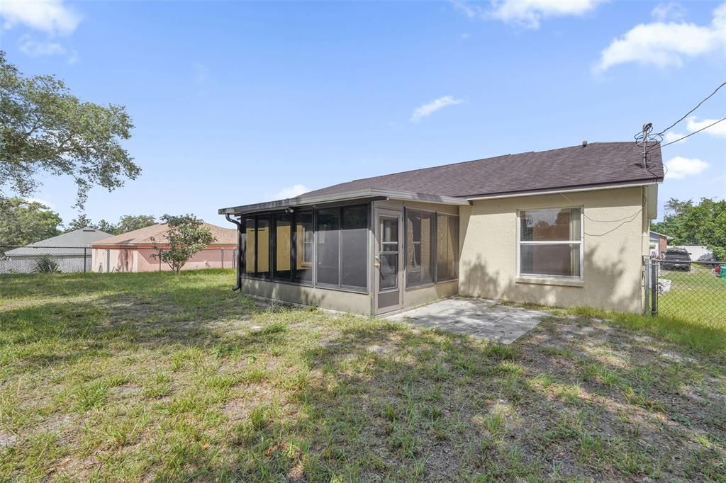 En Venta: $284,900 (3 camas, 2 baños, 1250 Pies cuadrados)
