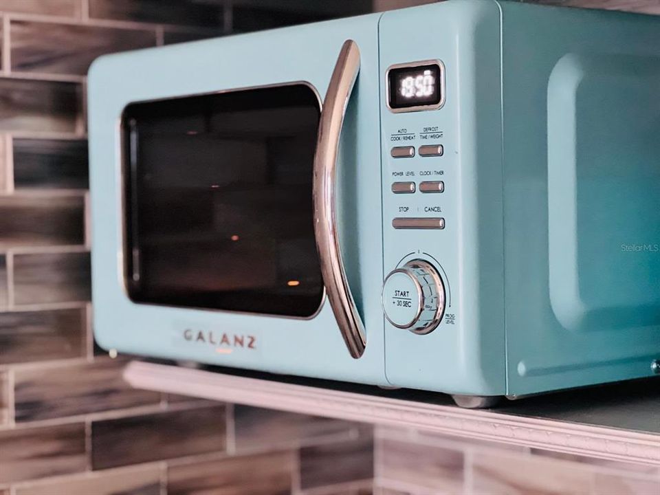 На продажу: $125,900 (1 спален, 1 ванн, 430 Квадратных фут)