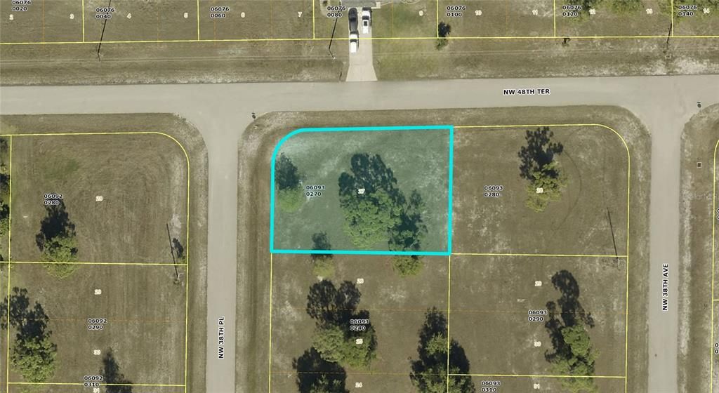 For Sale: $29,000 (0.25 acres)