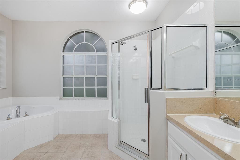 На продажу: $499,900 (3 спален, 2 ванн, 1848 Квадратных фут)