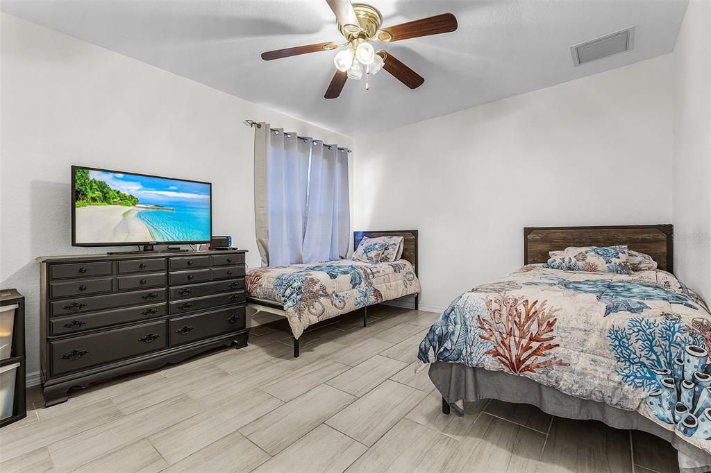 For Sale: $419,900 (4 beds, 2 baths, 2237 Square Feet)