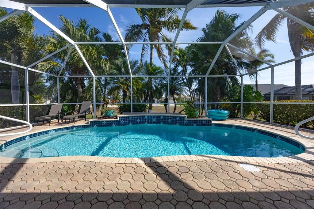 For Sale: $419,900 (4 beds, 2 baths, 2237 Square Feet)