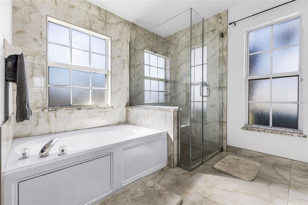 For Sale: $419,900 (4 beds, 2 baths, 2237 Square Feet)