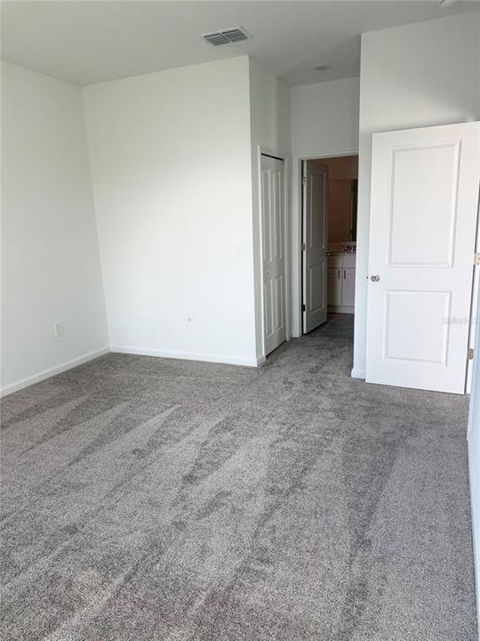 En Venta: $350,000 (4 camas, 3 baños, 2150 Pies cuadrados)