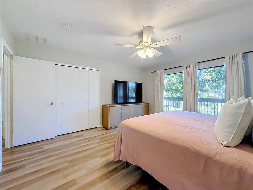 En Venta: $270,000 (3 camas, 2 baños, 1580 Pies cuadrados)