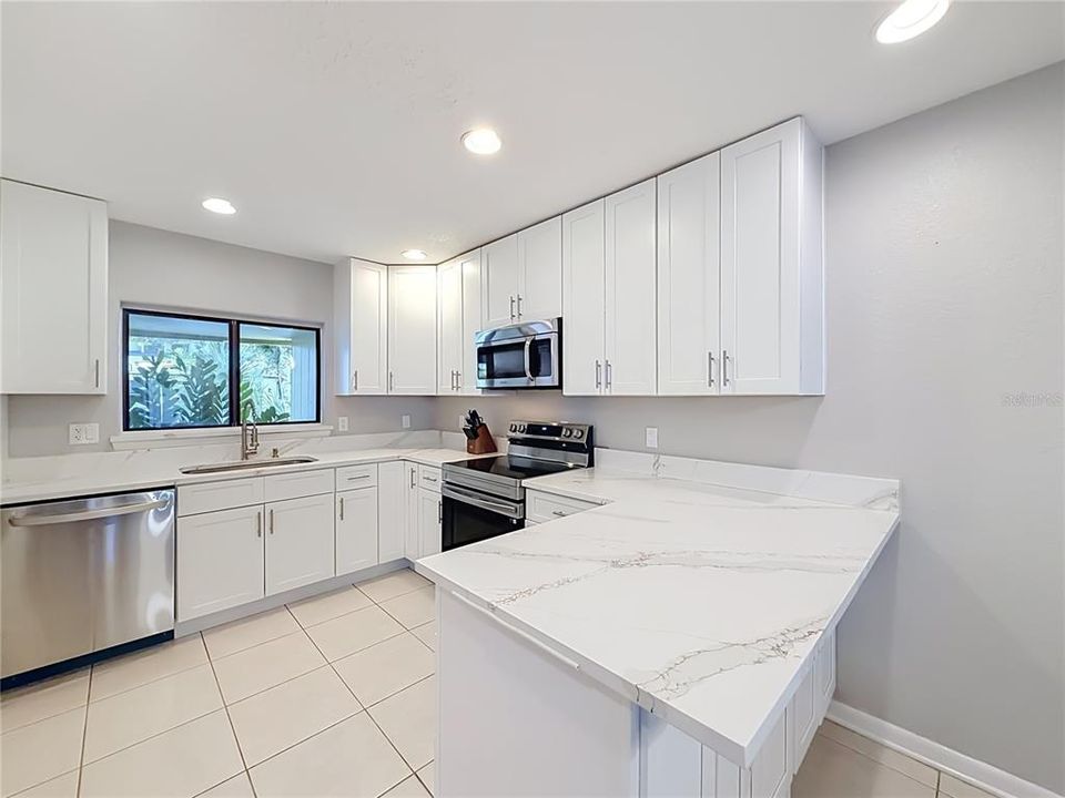 En Venta: $270,000 (3 camas, 2 baños, 1580 Pies cuadrados)