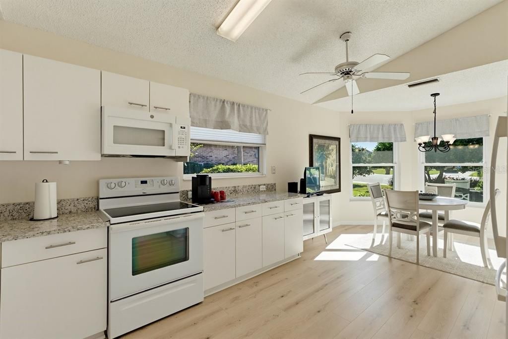 En Venta: $324,900 (2 camas, 2 baños, 1402 Pies cuadrados)