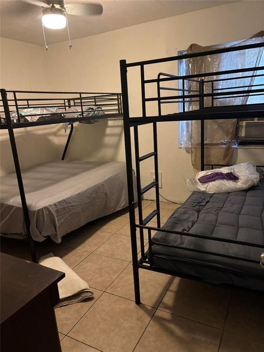 En Venta: $199,999 (2 camas, 0 baños, 1027 Pies cuadrados)