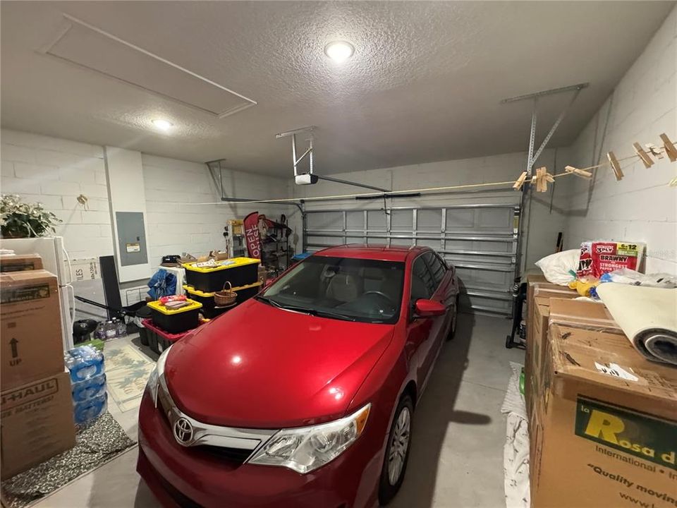 En Venta: $310,000 (4 camas, 2 baños, 1850 Pies cuadrados)
