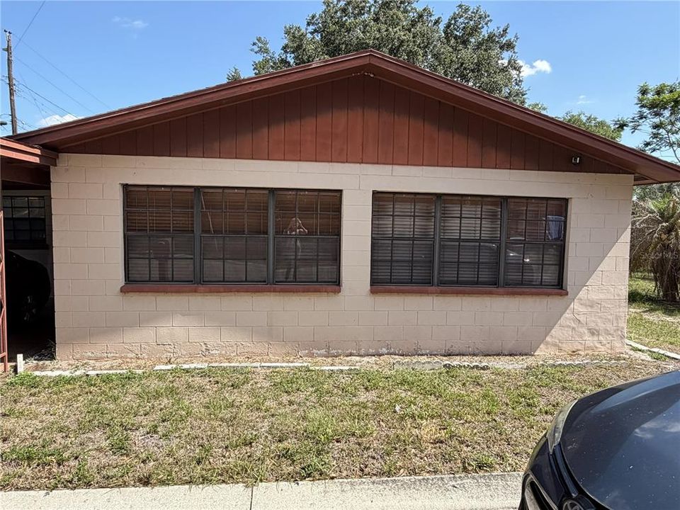 En Venta: $190,000 (3 camas, 2 baños, 1630 Pies cuadrados)