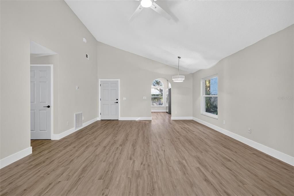 For Sale: $429,000 (3 beds, 2 baths, 1503 Square Feet)