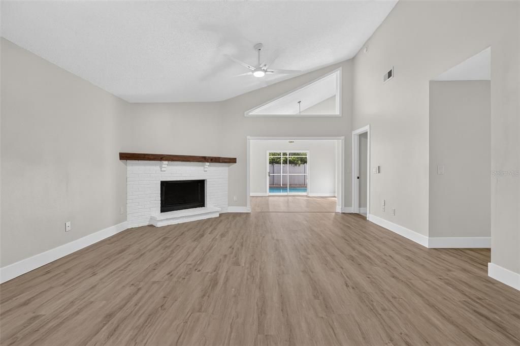 For Sale: $429,000 (3 beds, 2 baths, 1503 Square Feet)