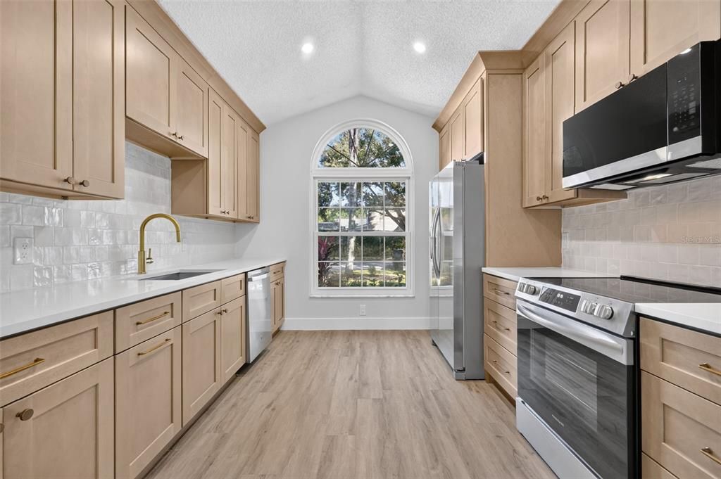 For Sale: $429,000 (3 beds, 2 baths, 1503 Square Feet)