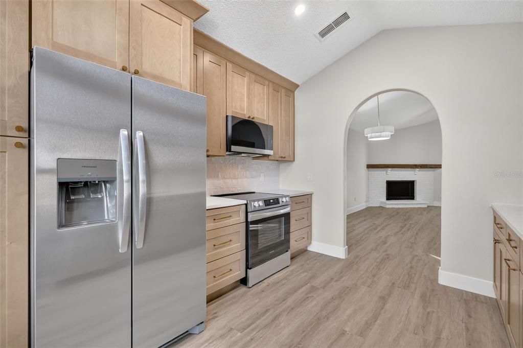 For Sale: $429,000 (3 beds, 2 baths, 1503 Square Feet)
