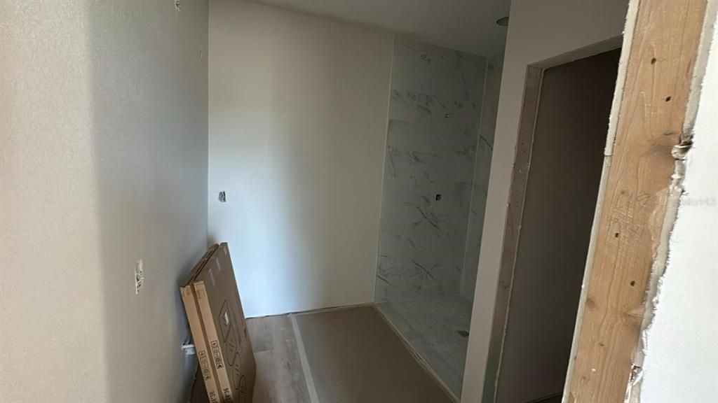 На продажу: $246,159 (4 спален, 2 ванн, 1636 Квадратных фут)