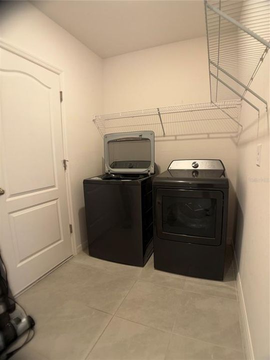 En Venta: $269,999 (3 camas, 2 baños, 1560 Pies cuadrados)